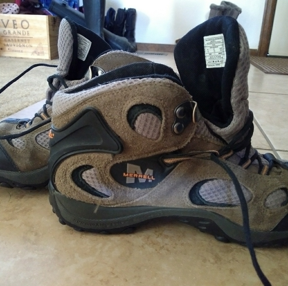 Merrell Hiking Boots Chameleon Mid Waterproof